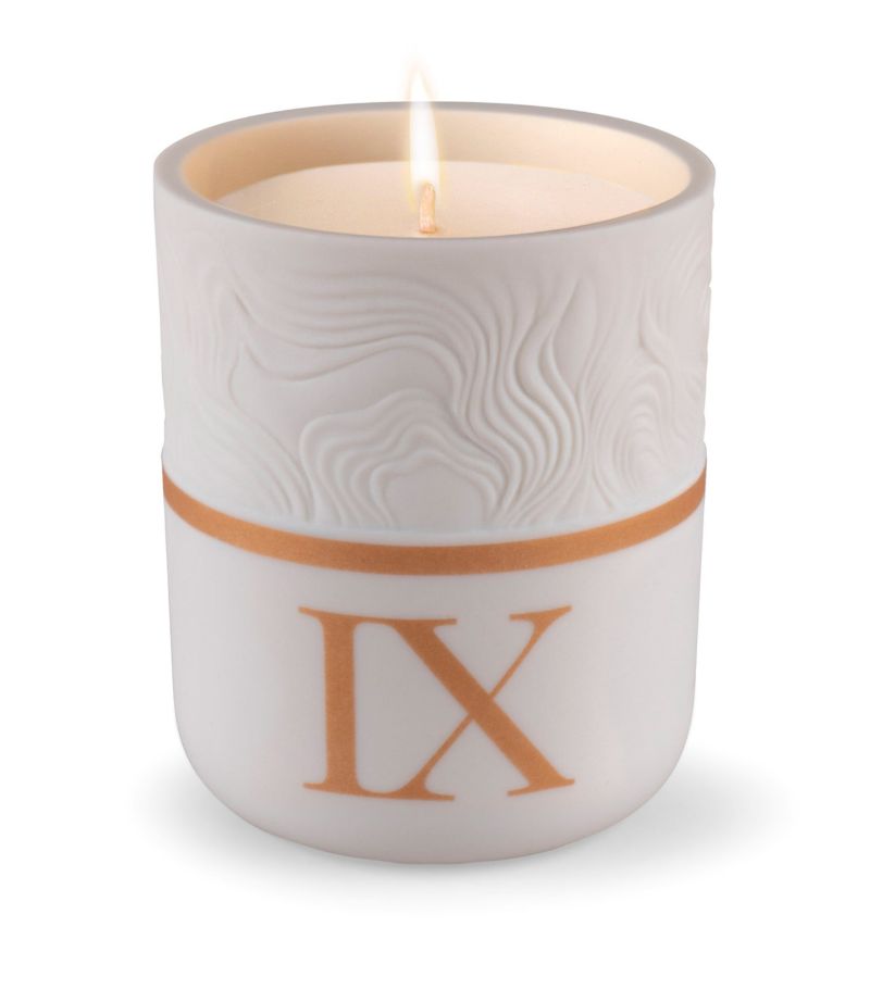 Lladró Lladró Timeless Candle Ix (270G)