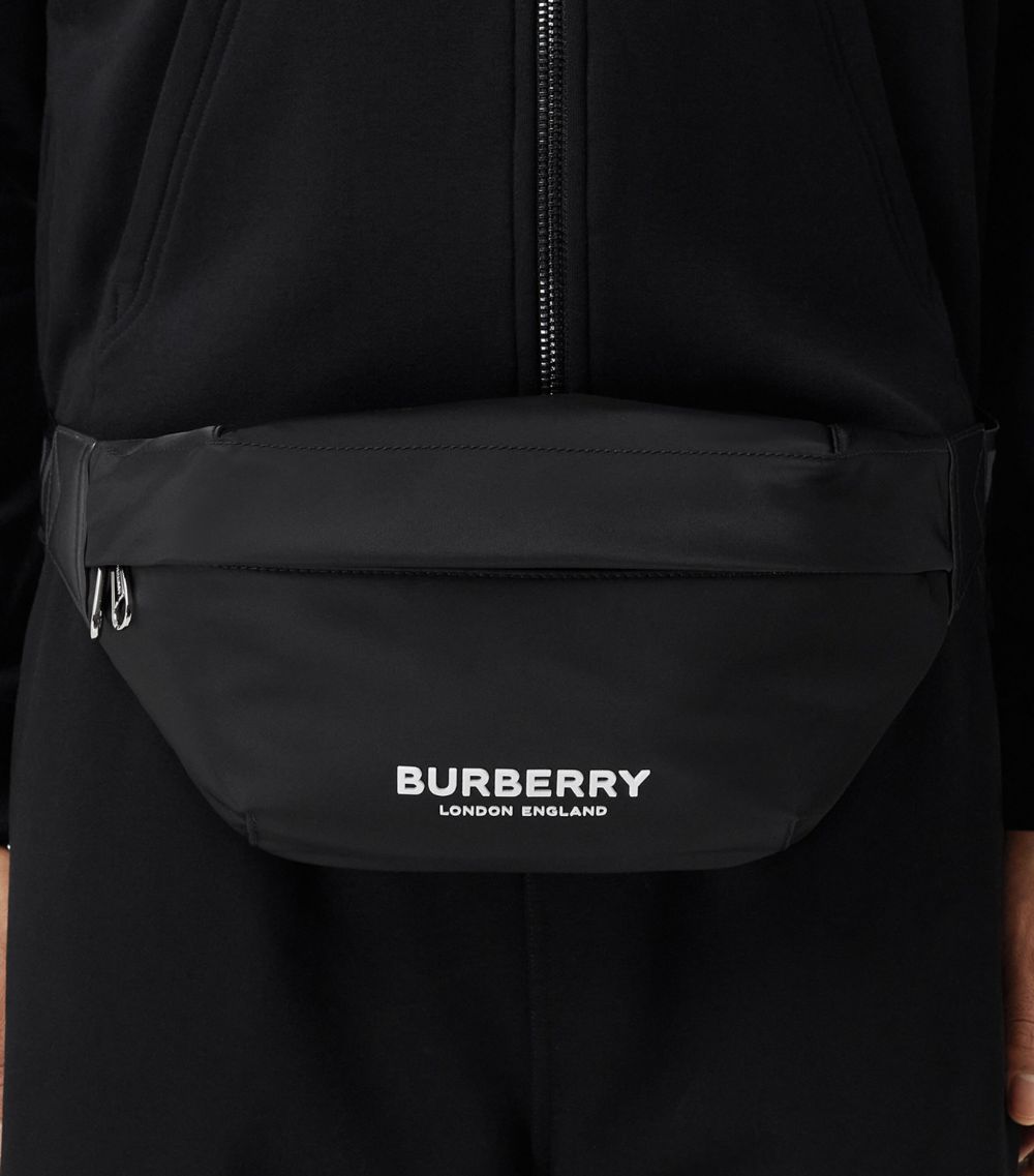 Burberry Burberry Econyl Logo Sonny Belt Bag