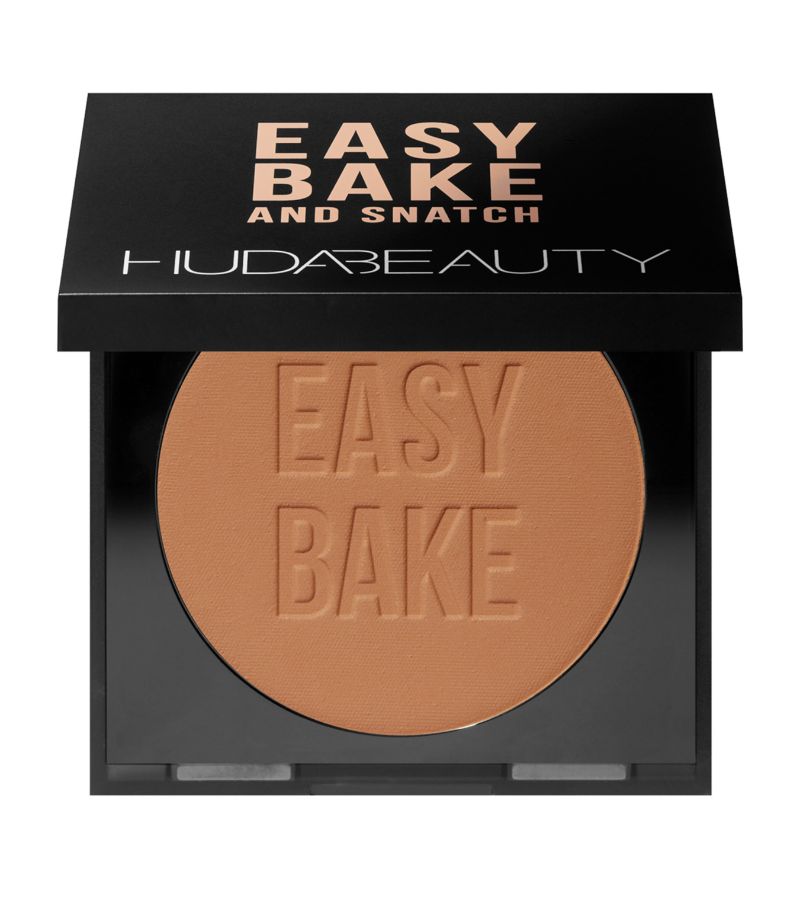 Huda Beauty Huda Beauty Easy Bake And Snatch Pressed Brightening And Setting Powder