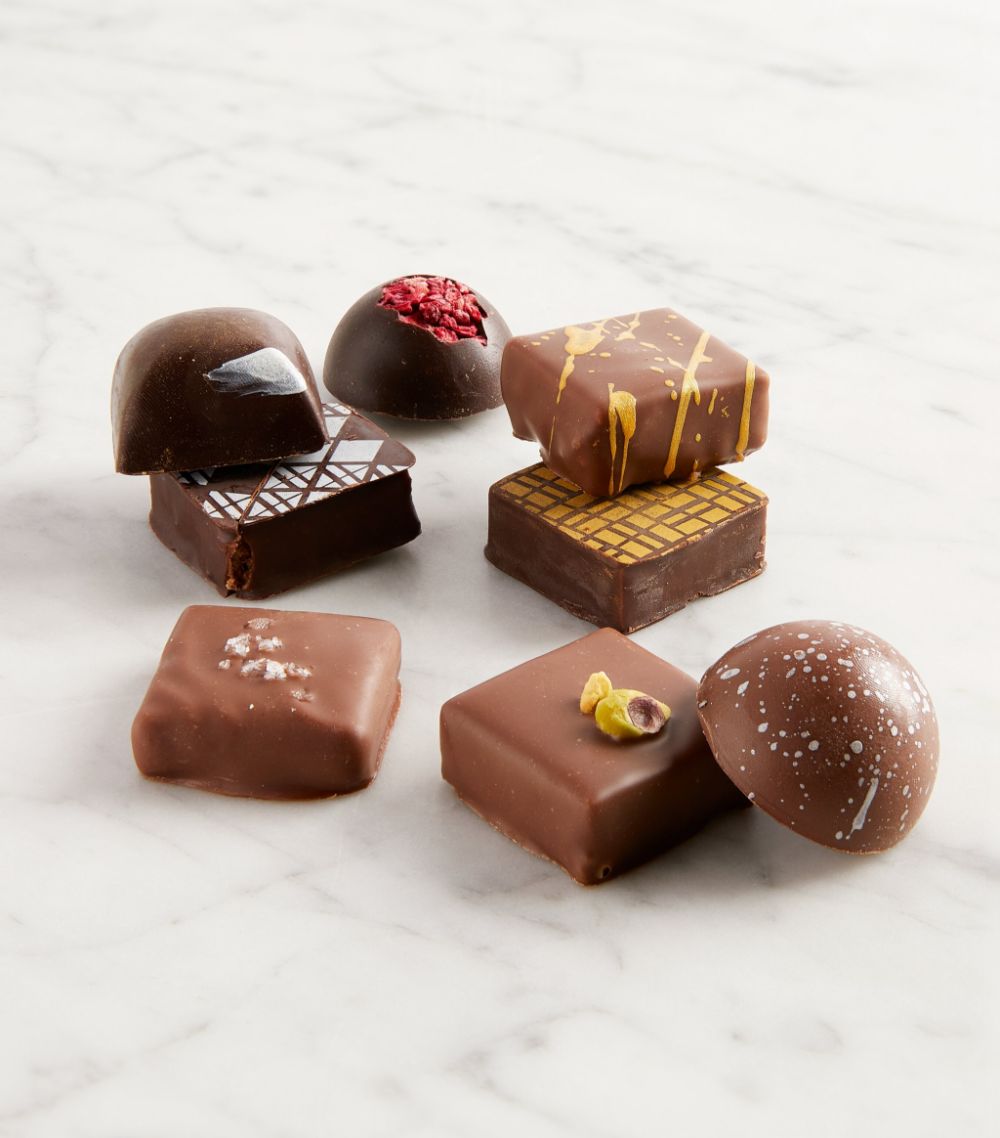 Harrods Harrods 16-Piece Classic Chocolate Collection (130G)