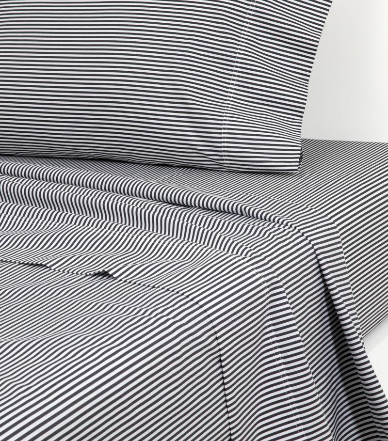 Ralph Lauren Home Ralph Lauren Home Shirting Stripe Super King Flat Sheet (270cm x 295cm)