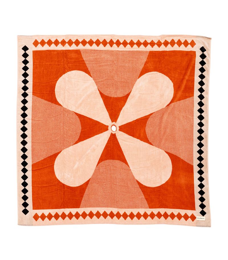 Business & Pleasure Co. Business & Pleasure Co. Geometric Beach Blanket (173Cm X 173Cm)