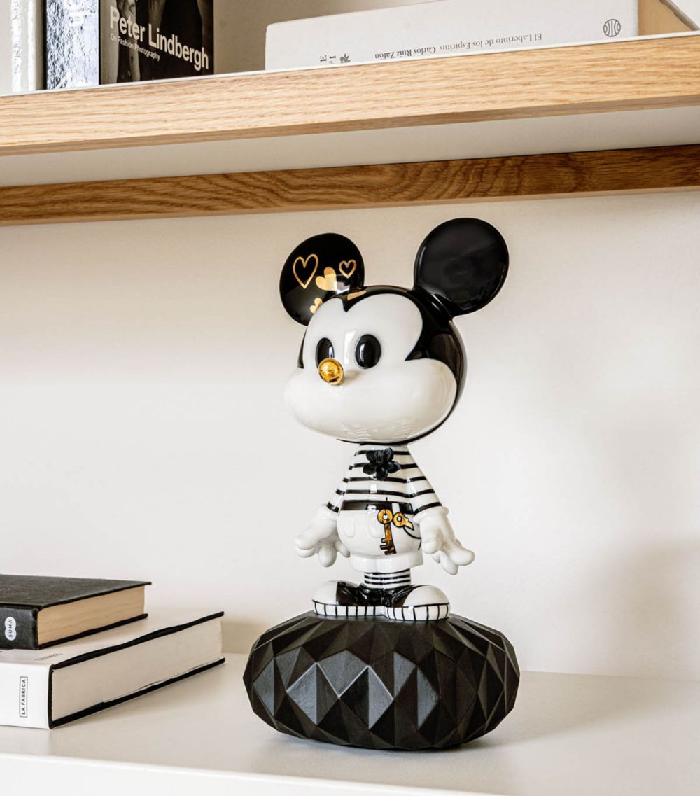 Lladró Lladró Porcelain Mickey Mouse Sculpture