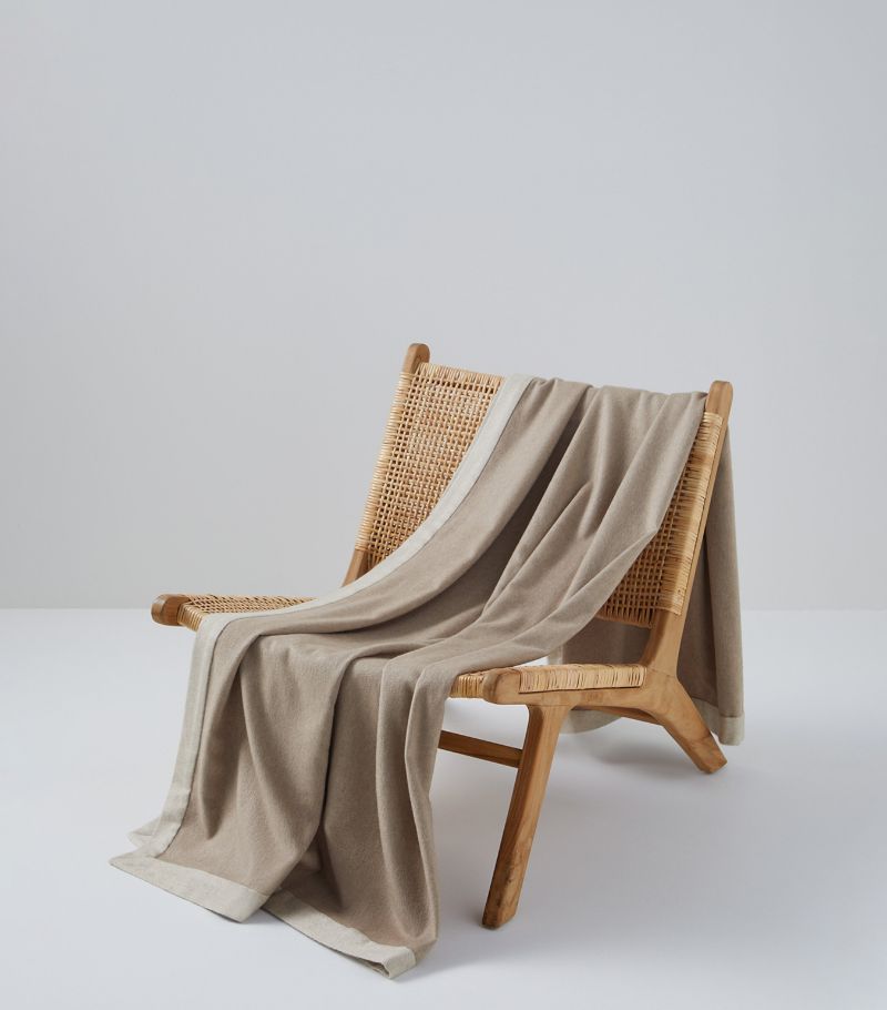 Brunello Cucinelli Brunello Cucinelli Cashmere Throw (150Cm X 200Cm)