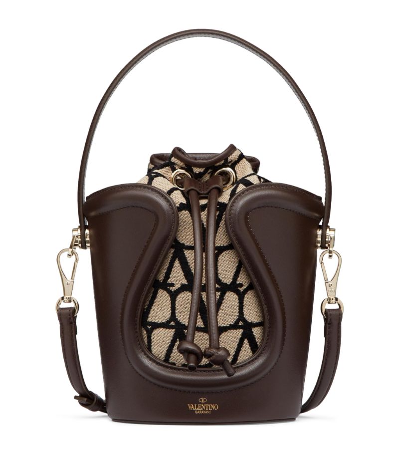 VALENTINO GARAVANI Valentino Garavani Leather Le Cinquième Bucket Bag