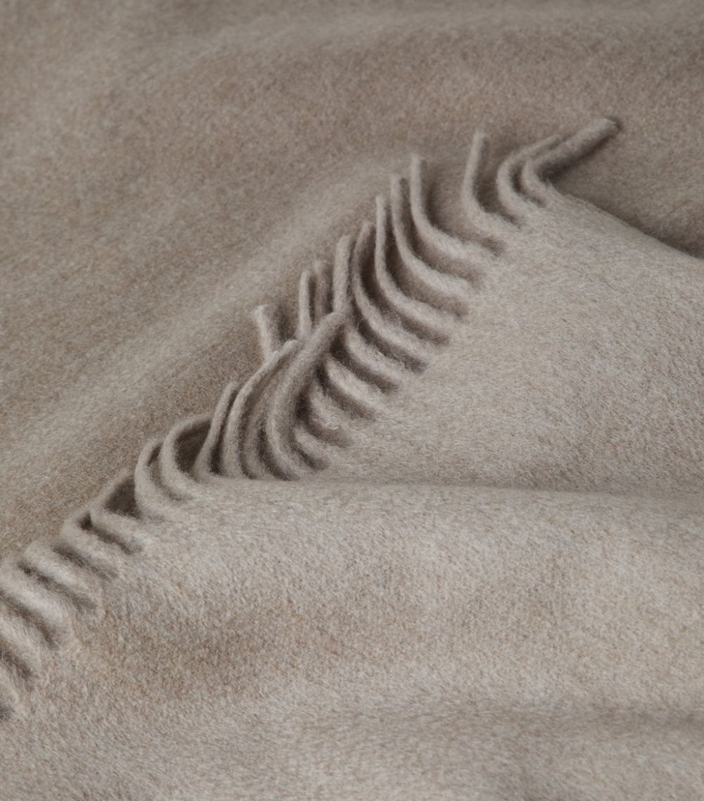 Brunello Cucinelli Brunello Cucinelli Cashmere Throw (150cm x 200cm)