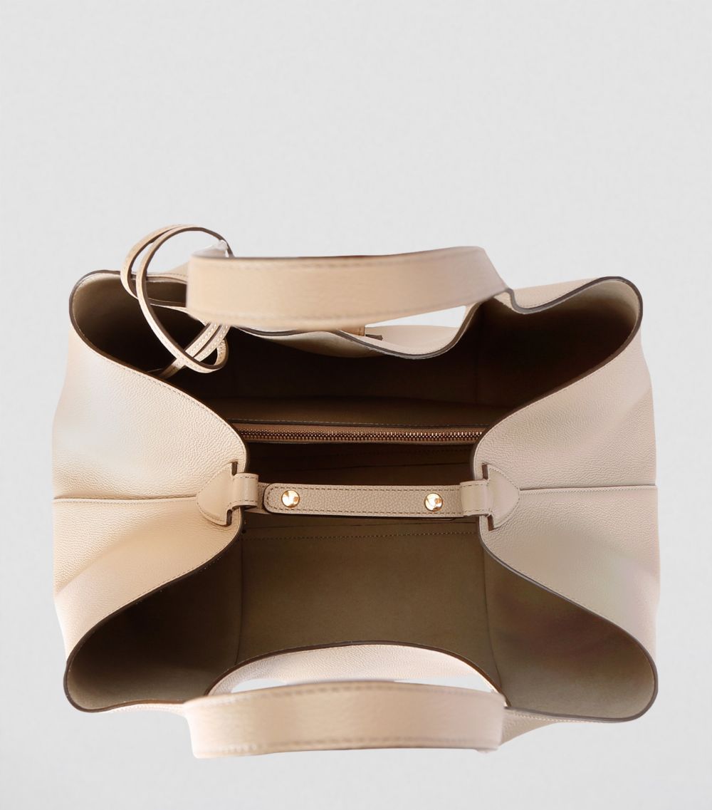 Tod's Tod'S Leather Timeless Shopping Bag