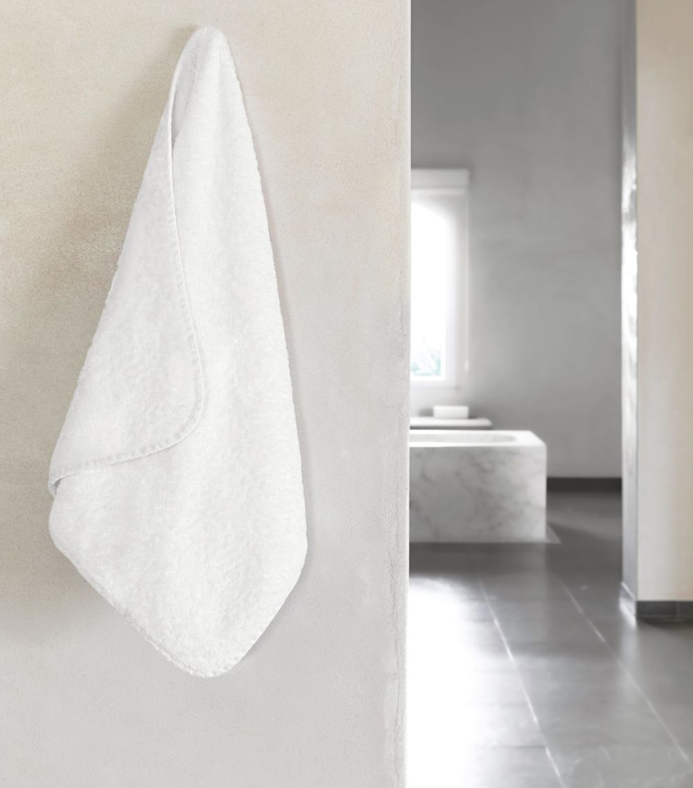 Graccioza Graccioza Grand Egoist Bath Towel (70Cm X 140Cm)