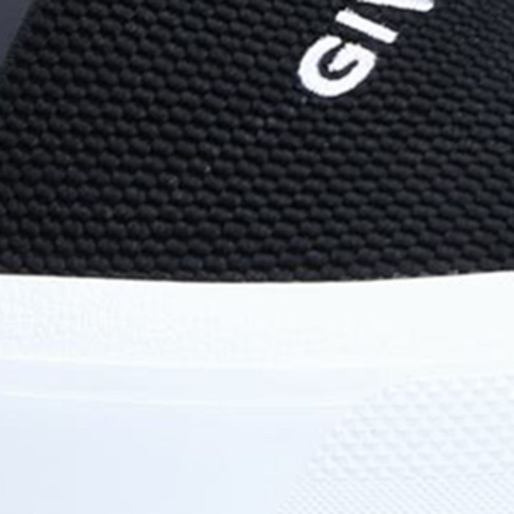 Givenchy Givenchy Leather City Court Sneakers