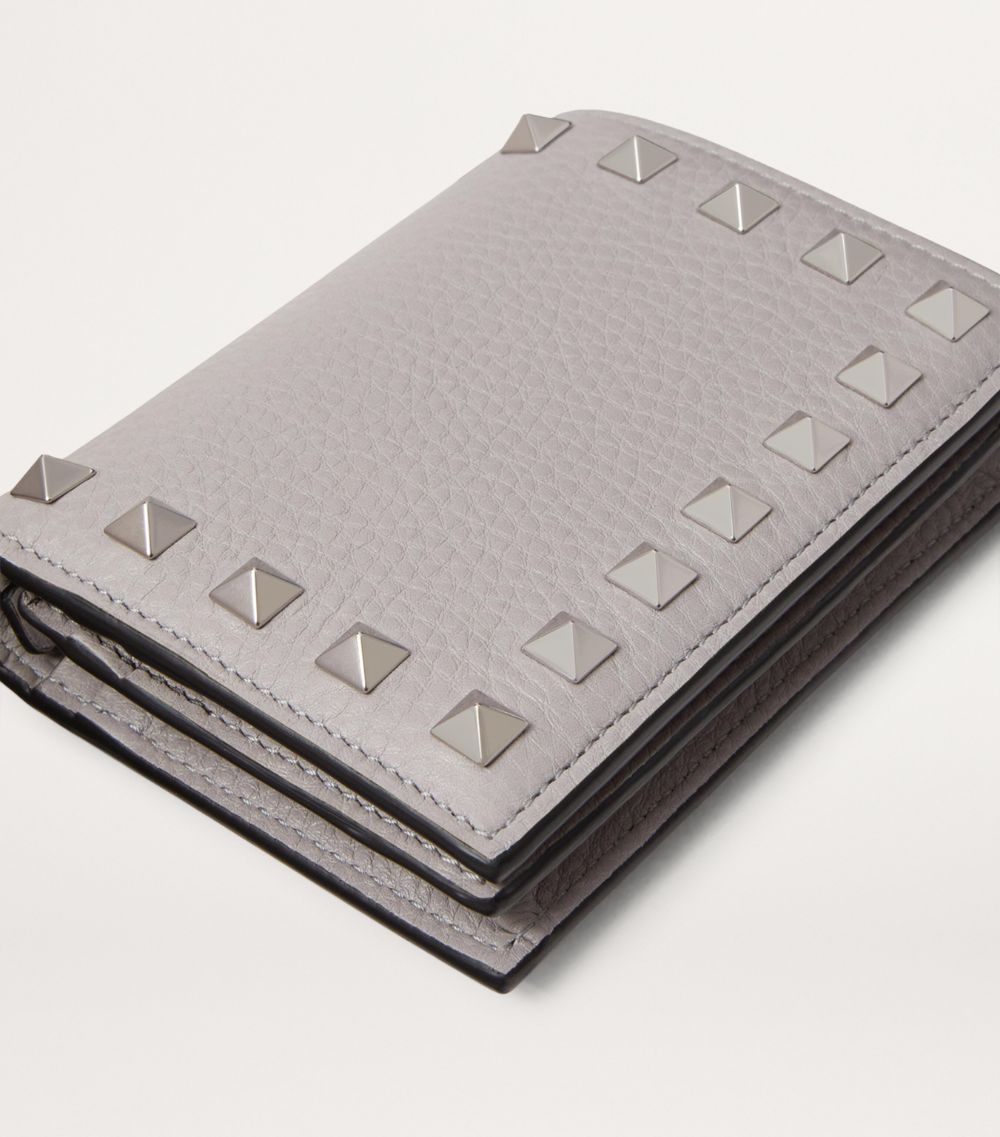 VALENTINO GARAVANI Valentino Garavani Leather Rockstud Flap Card Holder