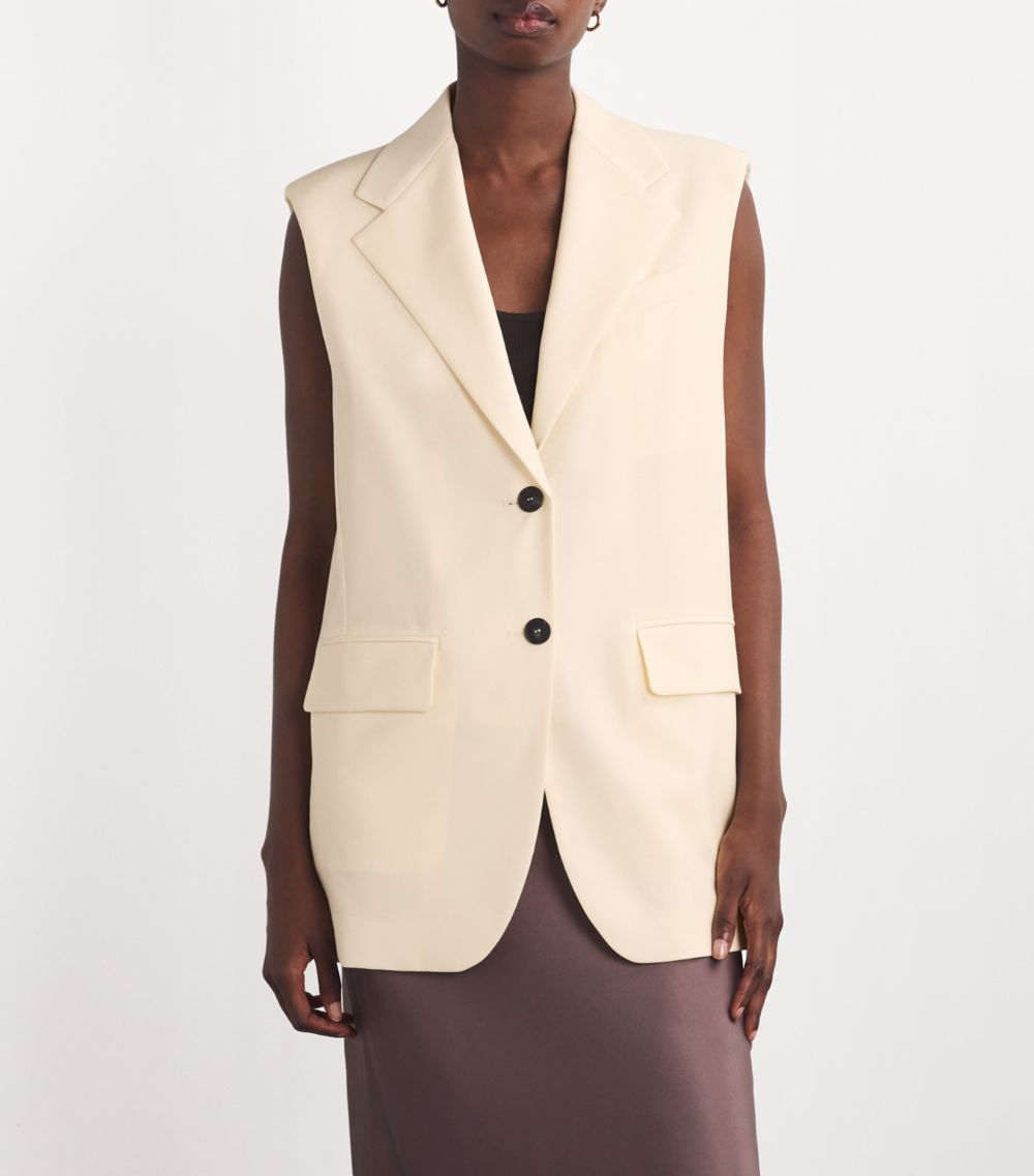 Weekend Max Mara Weekend Max Mara Virgin Wool Sleeveless Blazer