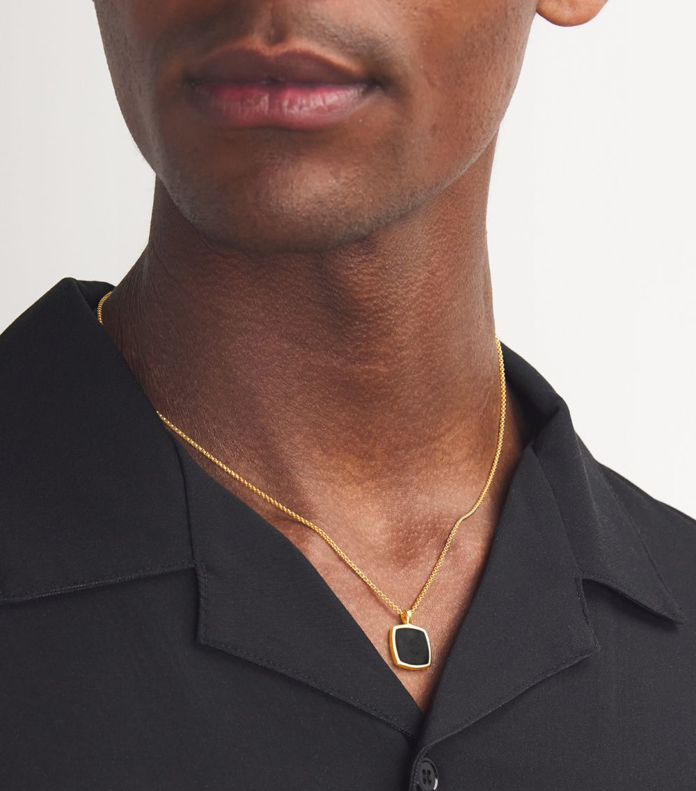  Tom Wood Gold-Plated Onyx Cushion Pendant Necklace