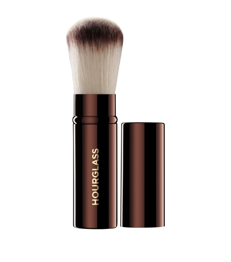 Hourglass Hourglass Retractable Foundation Brush