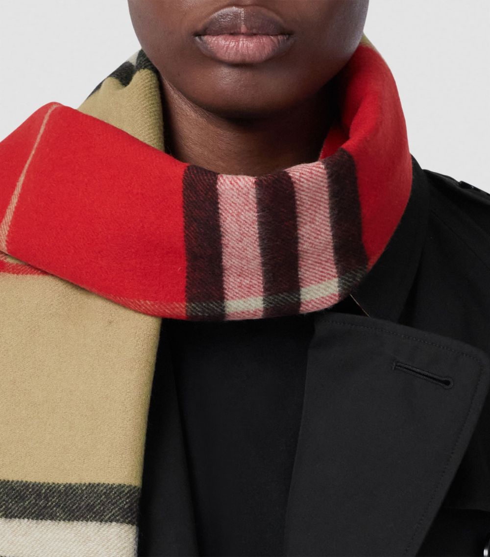 Burberry Burberry Cashmere Contrast Check Scarf