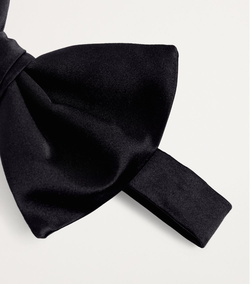 Giorgio Armani Giorgio Armani Silk Pre-Tied Bowtie