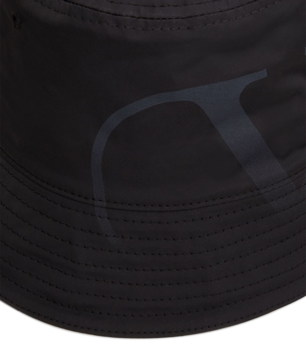 VALENTINO GARAVANI Valentino Garavani Vlogo Signature Bucket Hat