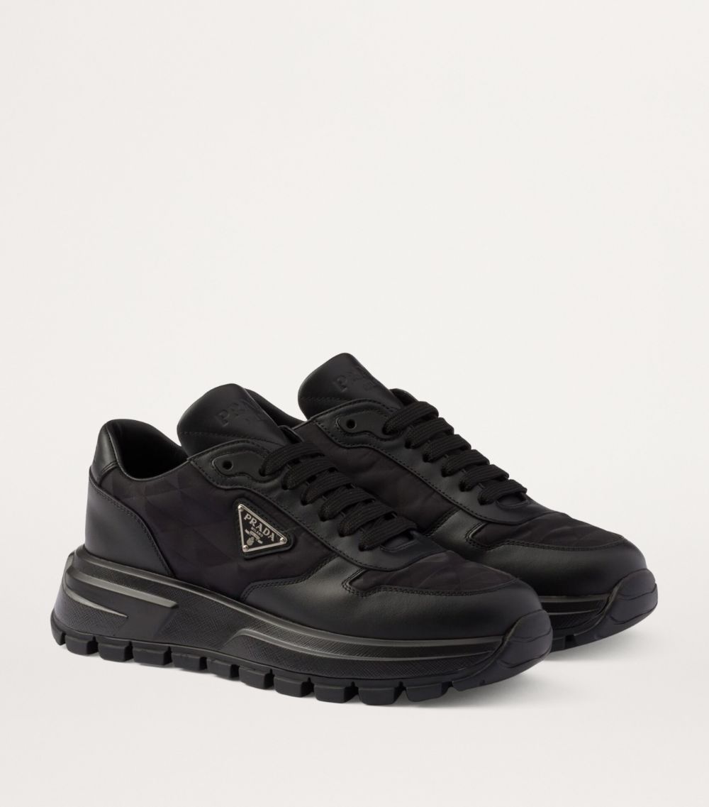 Prada Prada Re-Nylon-Leather Prax 01 Sneakers