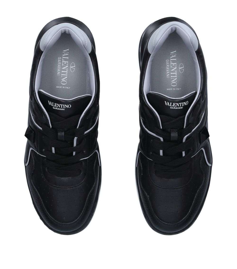 VALENTINO GARAVANI Valentino Garavani Roman Stud Sneakers