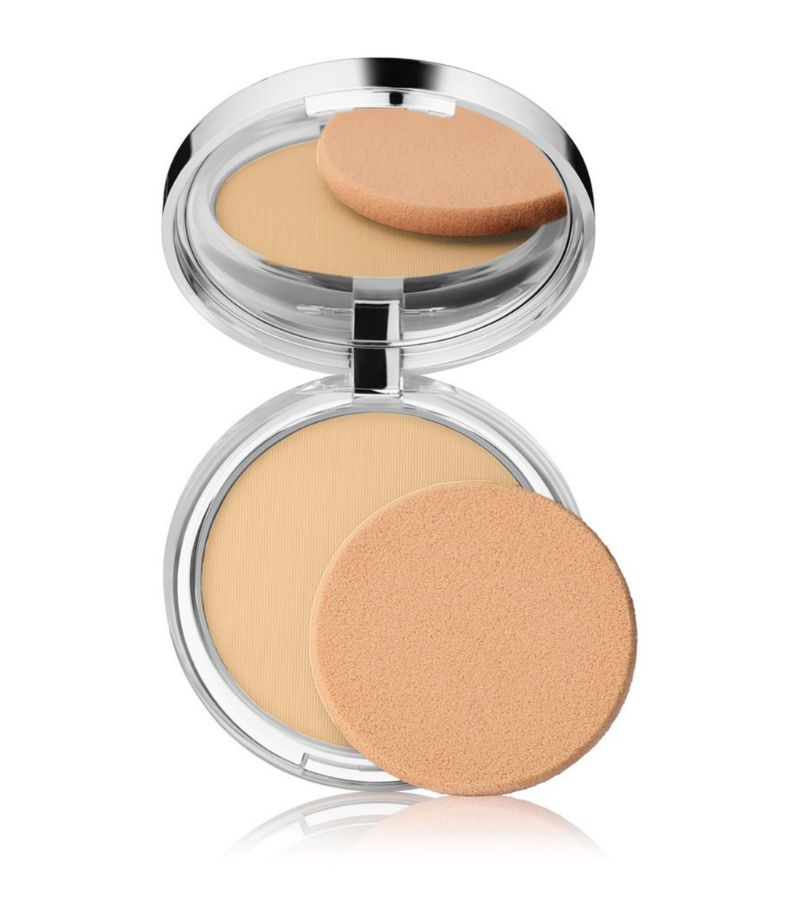 Clinique Clinique Stay-Matte Sheer Pressed Powder