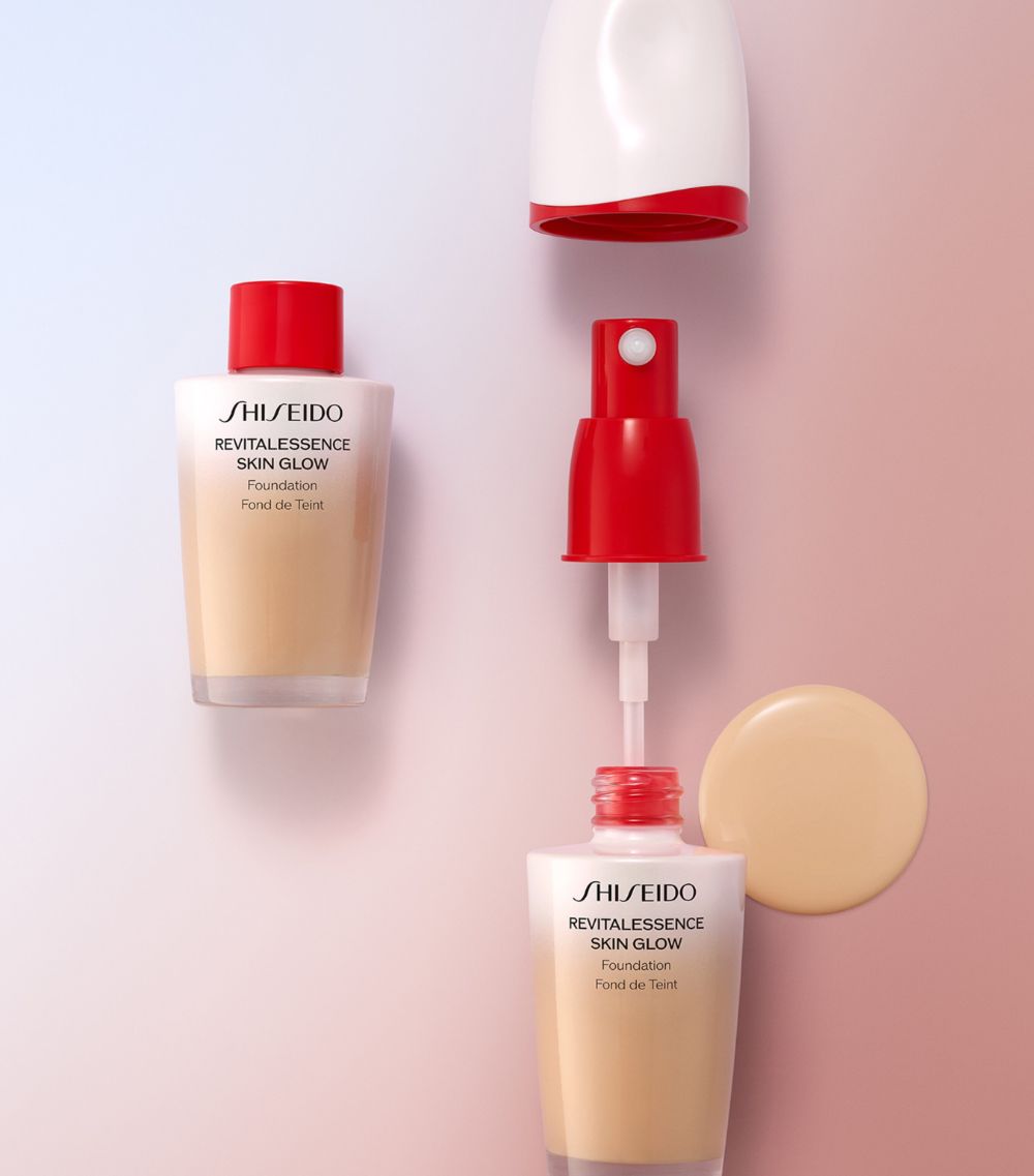 Shiseido Shiseido Revitalessence Skin Glow Foundation Spf 30