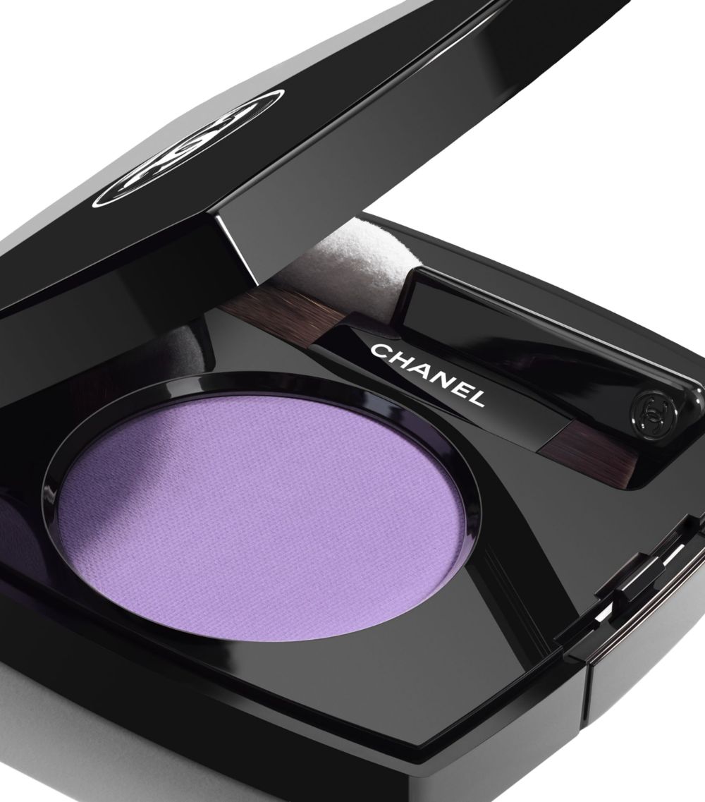 Chanel Chanel Ombre Essentielle Multi-Use Longwearing Eyeshadow