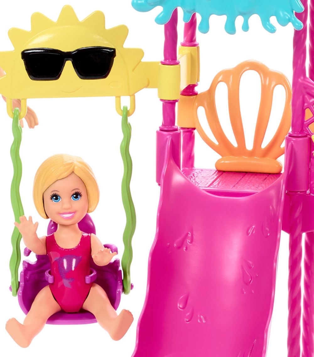 Barbie Barbie Skipper First Jobs Water Park Playset