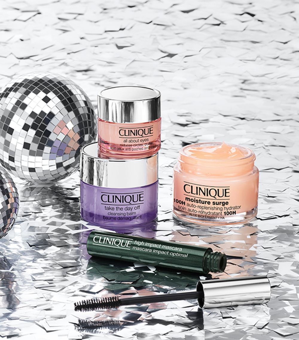 Clinique Clinique Fan Favourites Beauty Gift Set (Worth Over £110)