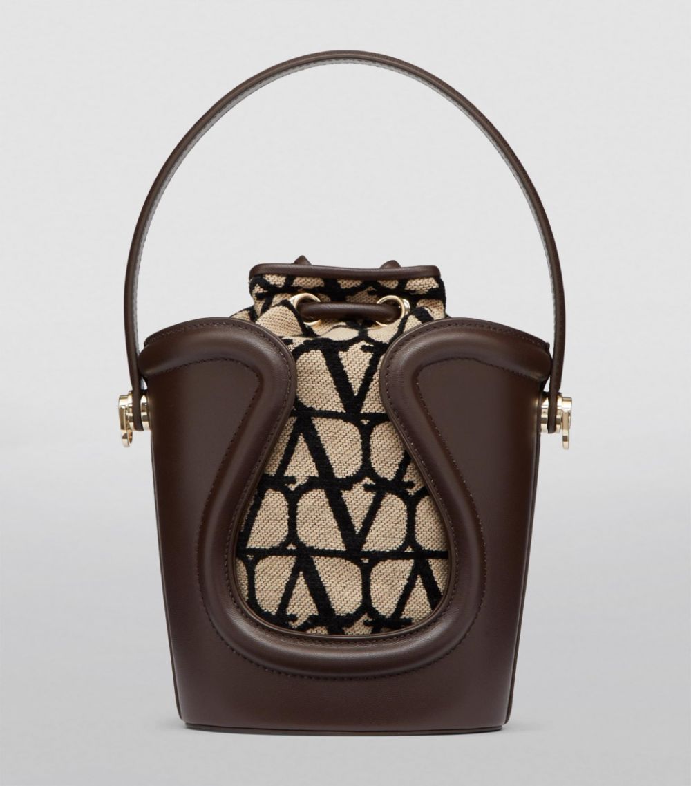 VALENTINO GARAVANI Valentino Garavani Leather Le Cinquième Bucket Bag