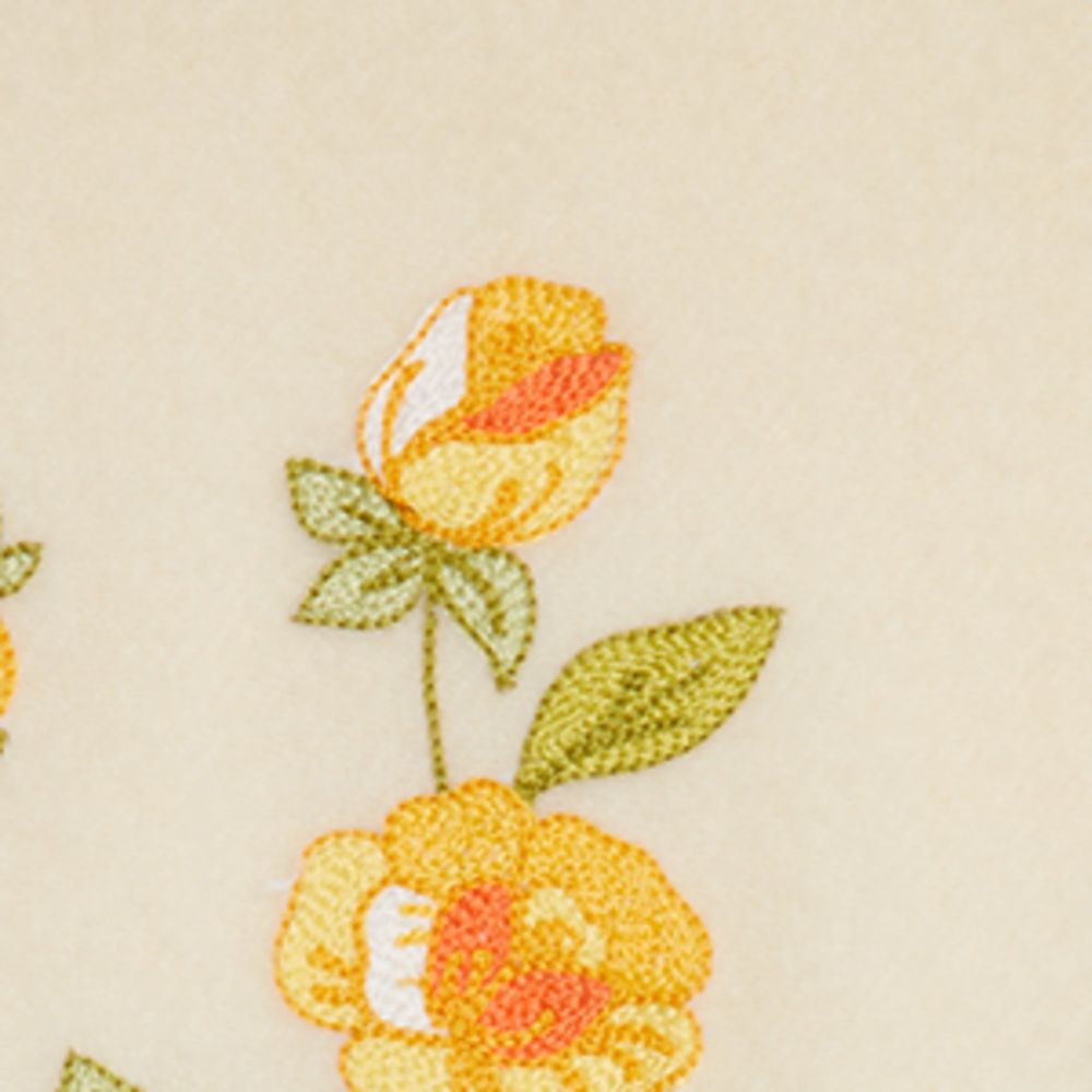 Loretta Caponi Loretta Caponi Wool Embroidered Climbing Roses Throw (159Cm X 132Cm)