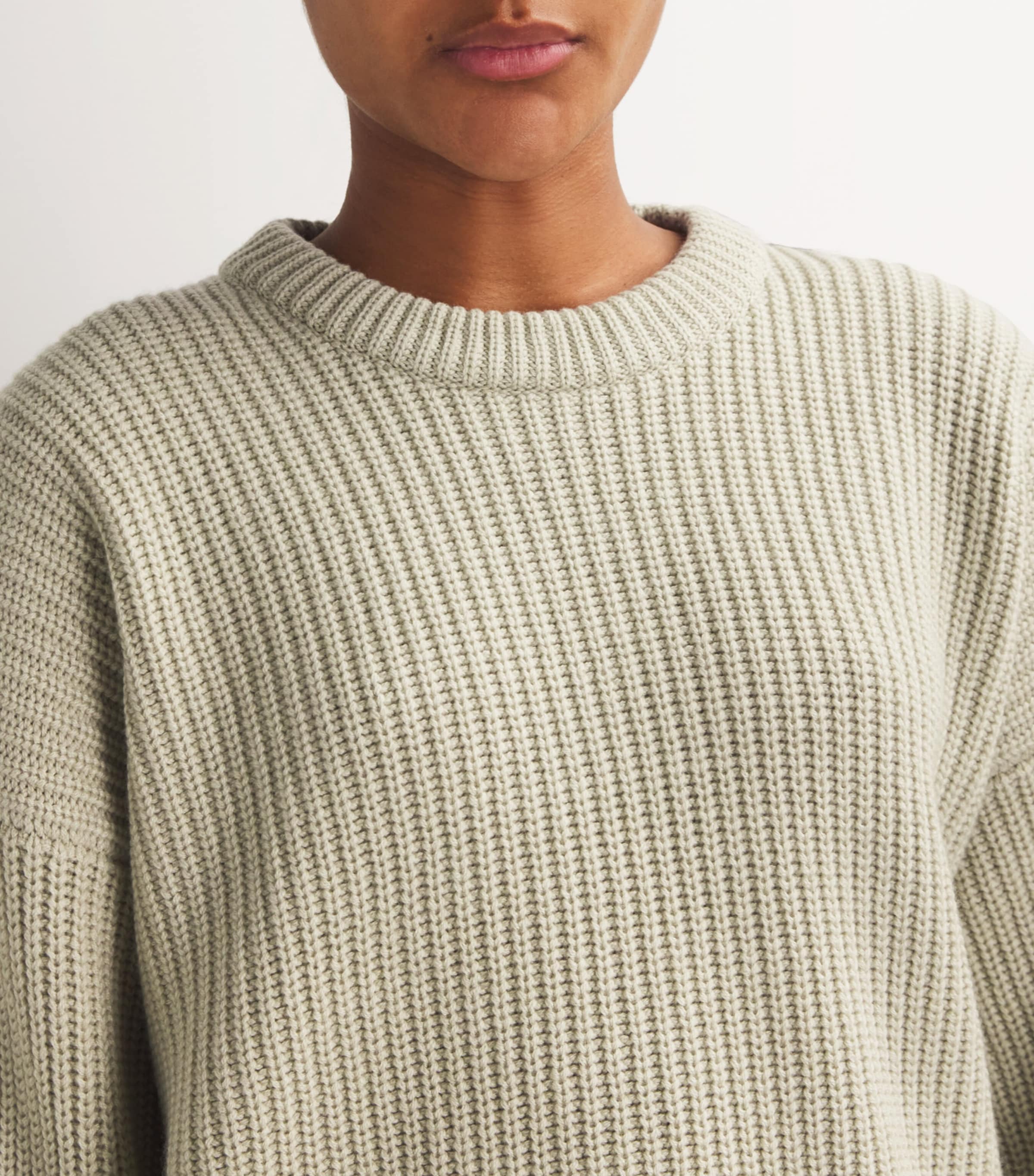 Johnstons Of Elgin Johnstons Of Elgin Cashmere Round-Neck Ribbed Sweater