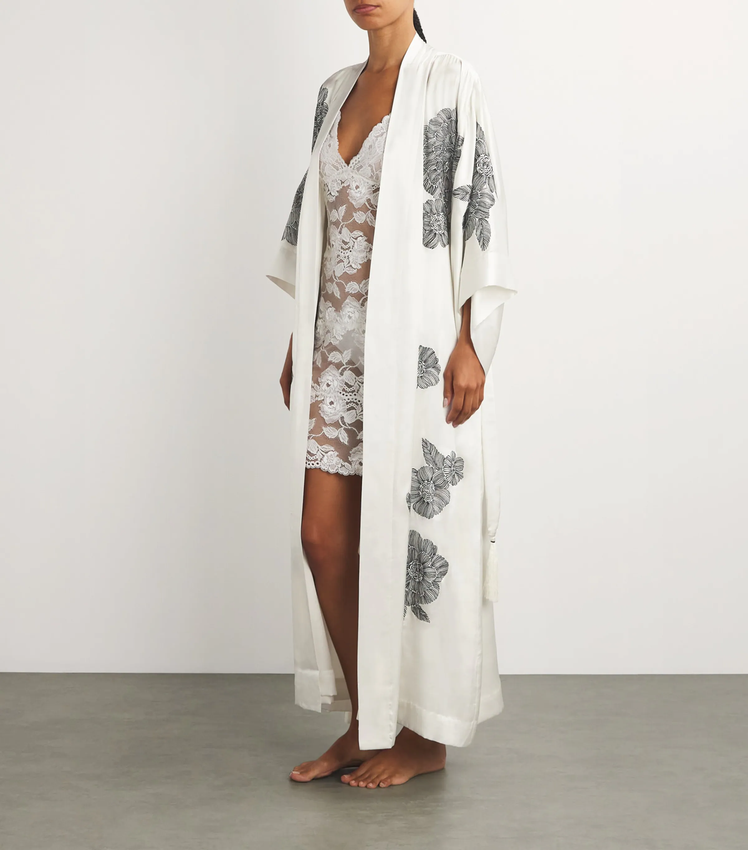  Natori Silk Floral Robe