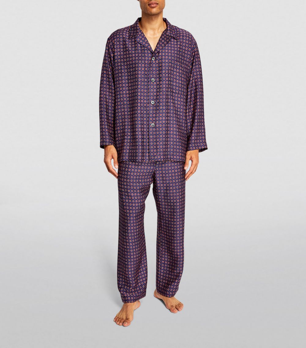  Daniel Hanson Silk Geometric Print Pyjama Set