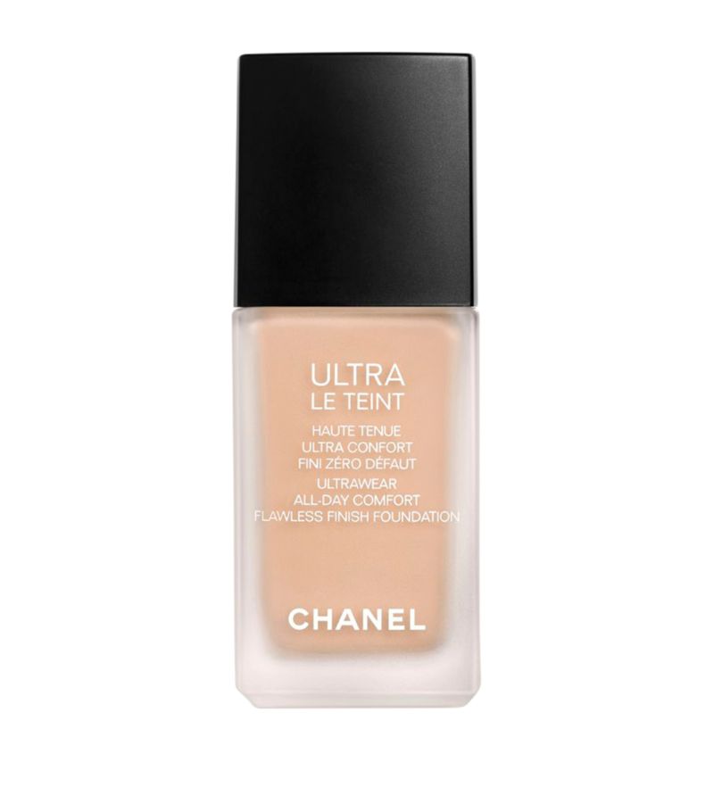 Chanel Chanel (Ultra Le Teint) Ultrawear - All-Day Comfort - Flawless Finish Foundation (30Ml)