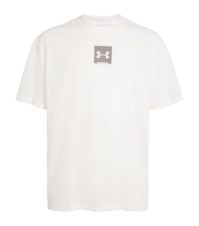 Under Armour Under Armour Oversized Logo T-Shirt