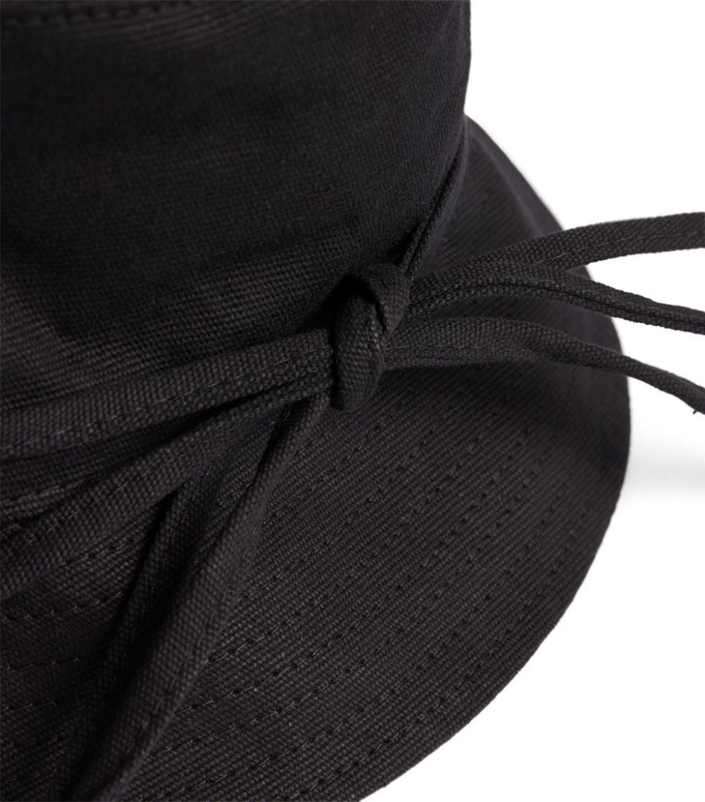 Jacquemus Jacquemus Gadjo Bucket Hat