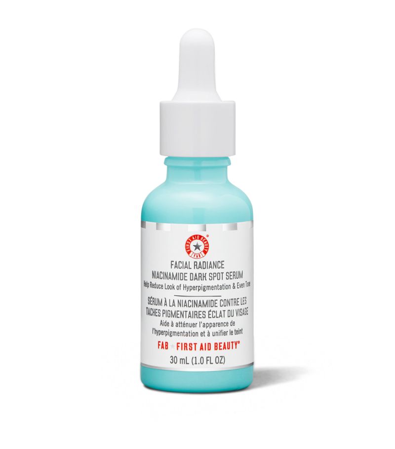 First Aid Beauty First Aid Beauty Facial Radiance Niacinamide Dark Spot Serum (30ml)