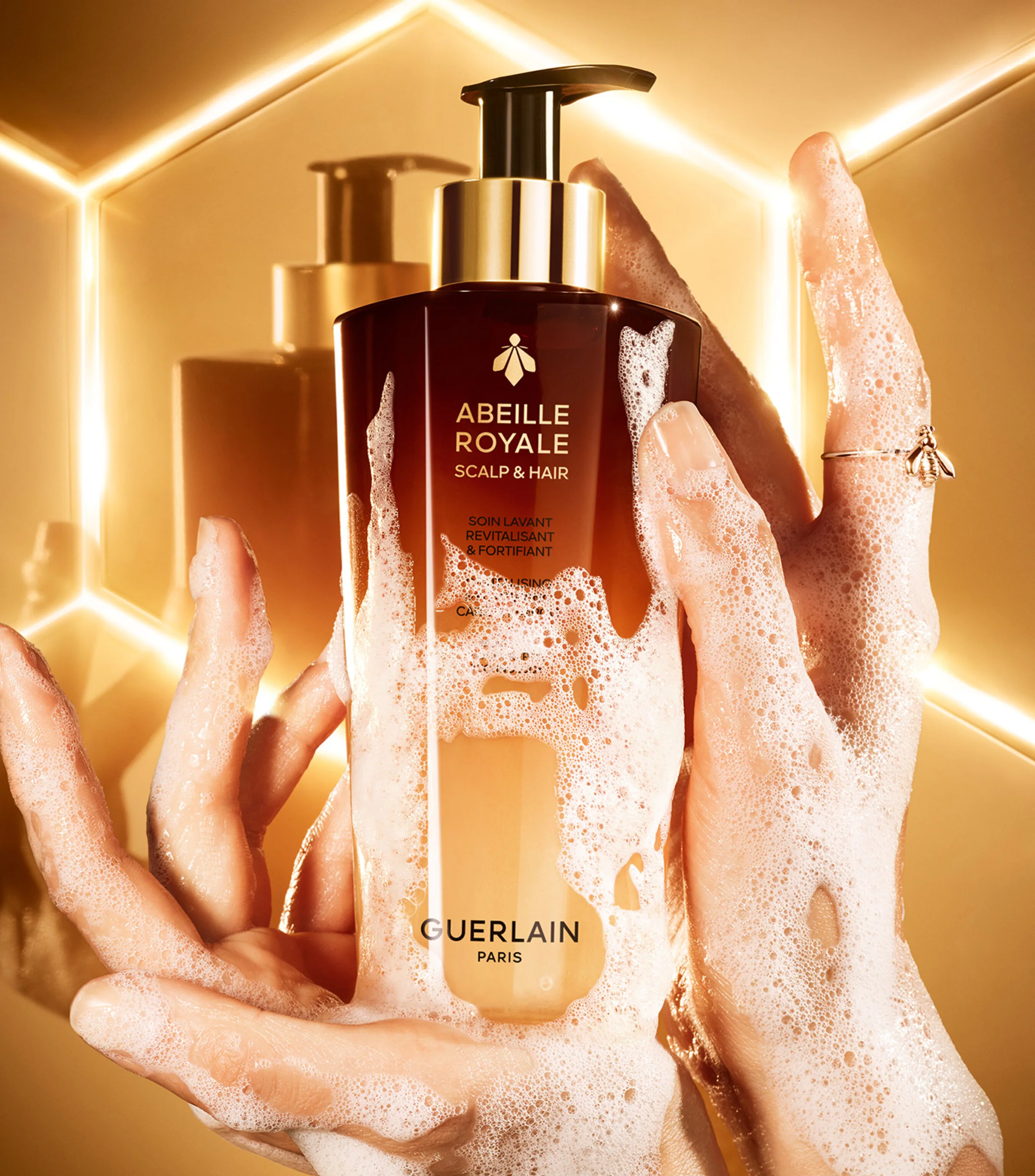 Guerlain Guerlain Abeille Royale Revitalising & Fortifying Care Shampoo