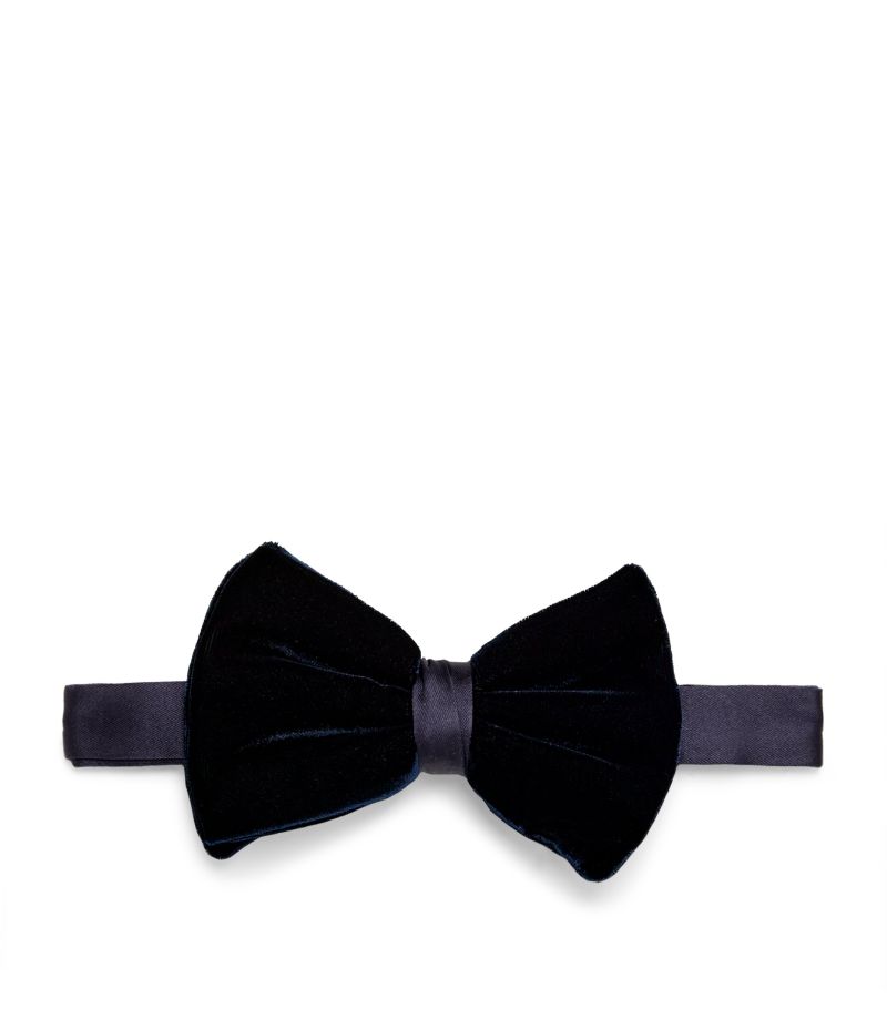 Giorgio Armani Giorgio Armani Silk Pre-Tied Bowtie