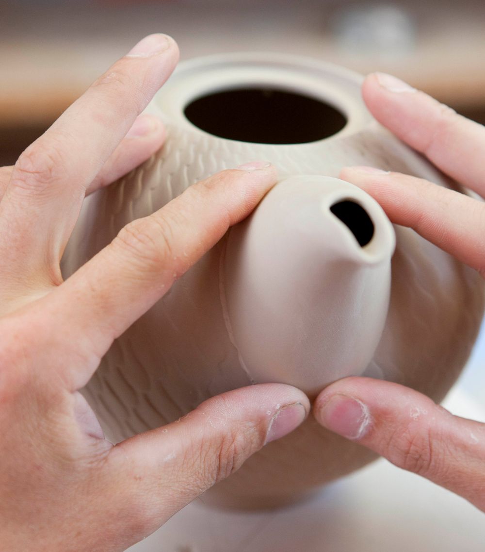 Meissen Meissen Porcelain Waves Relief Teapot (1.05L)