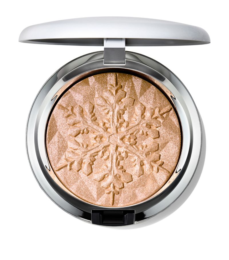 Mac MAC Extra Dimension Skinfinish