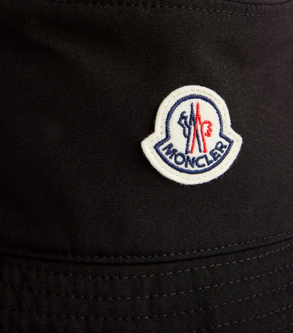 Moncler Moncler Logo-Patch Bucket Hat