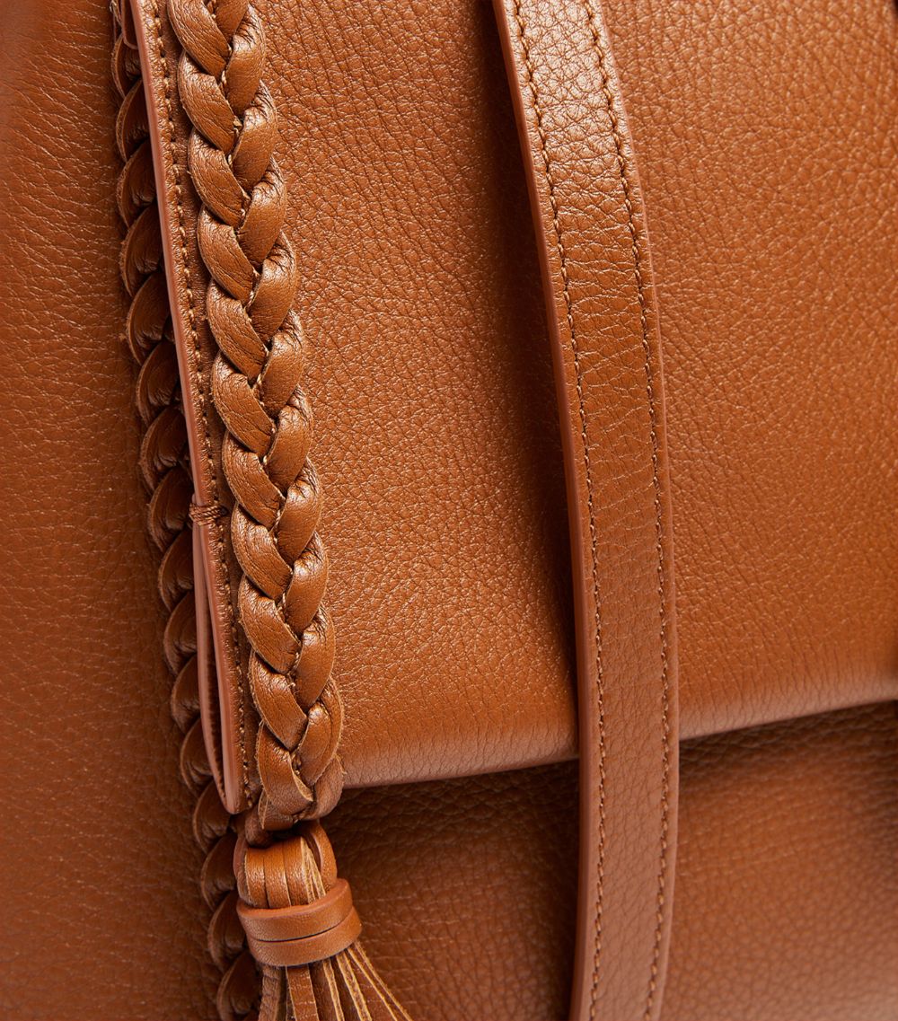 Chloé Chloé Medium Leather Penelope Shoulder Bag