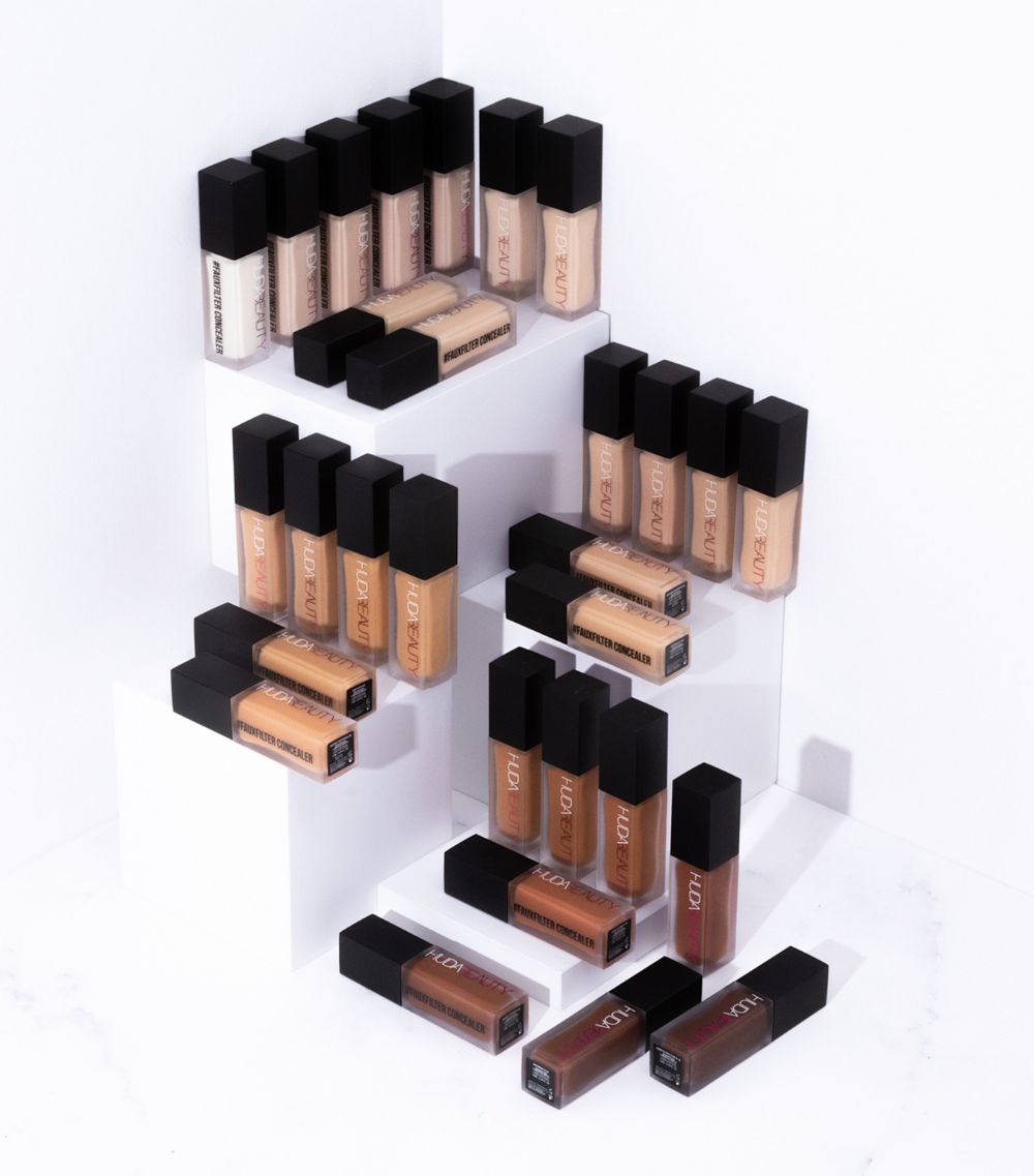 Huda Beauty Huda Beauty #Fauxfilter Luminous Matte Liquid Concealer