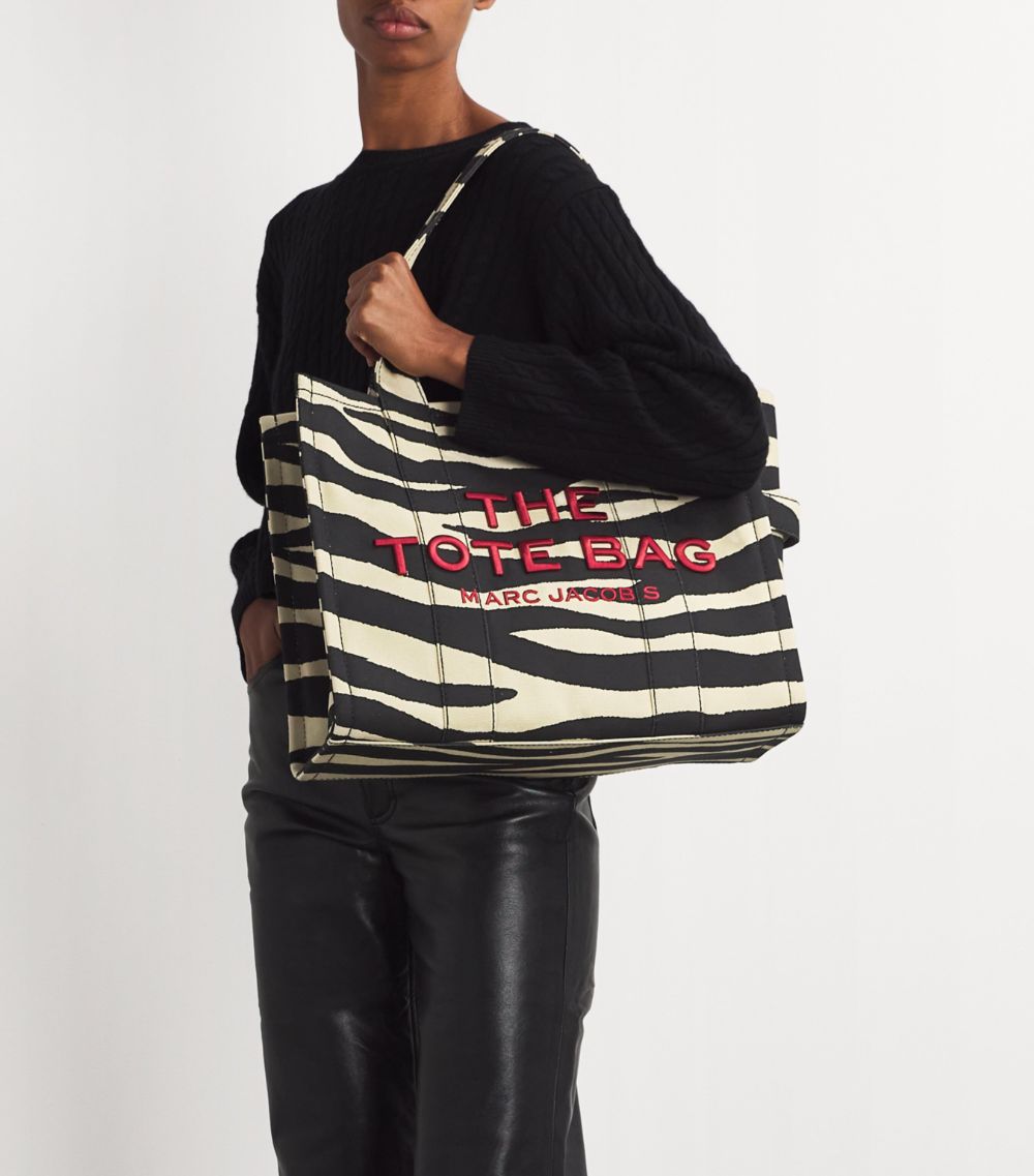 Marc Jacobs Marc Jacobs Large The Marc Jacobs The Zebra Tote Bag