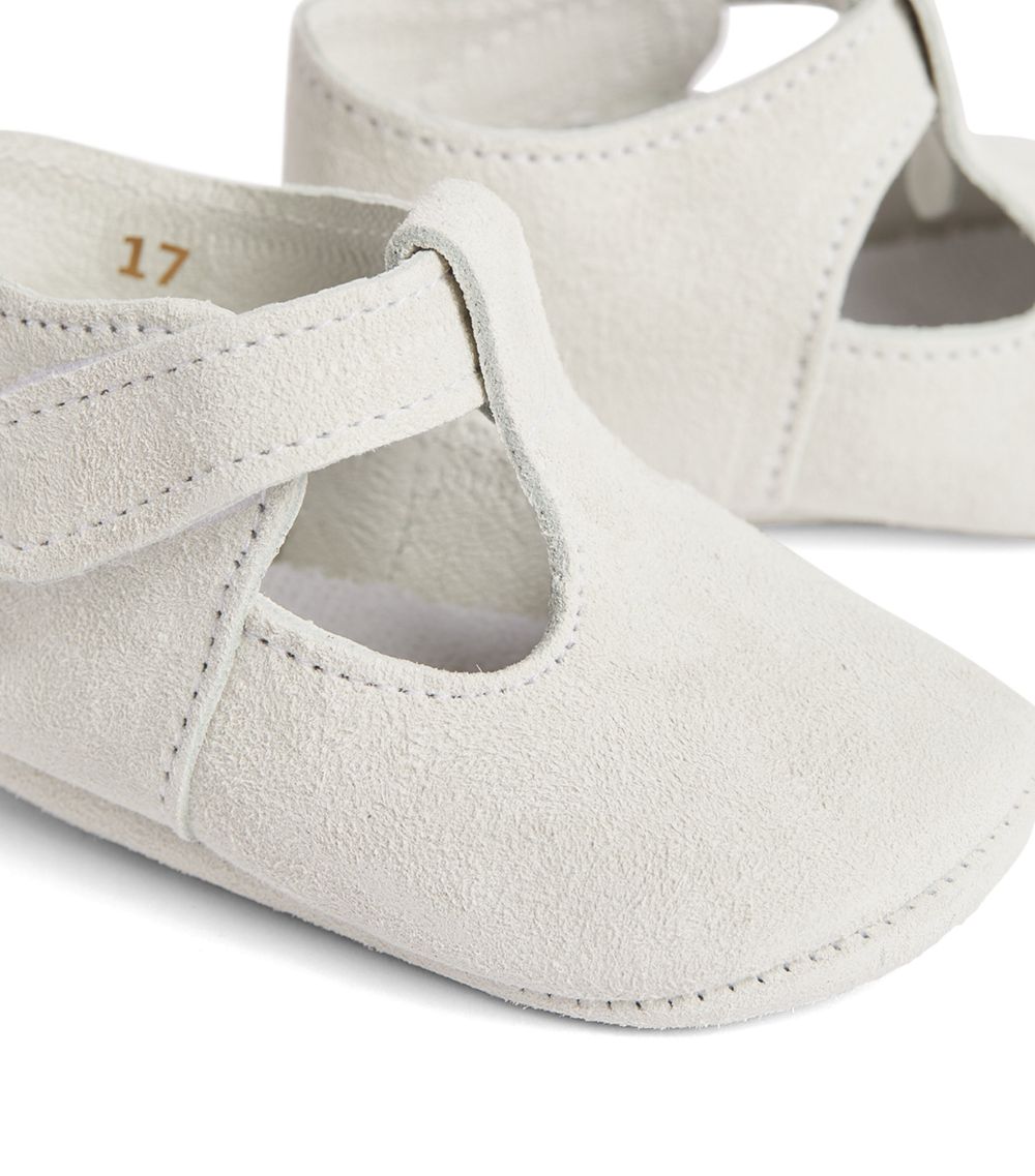 Paz Rodriguez Paz Rodriguez Suede Newborn Shoes