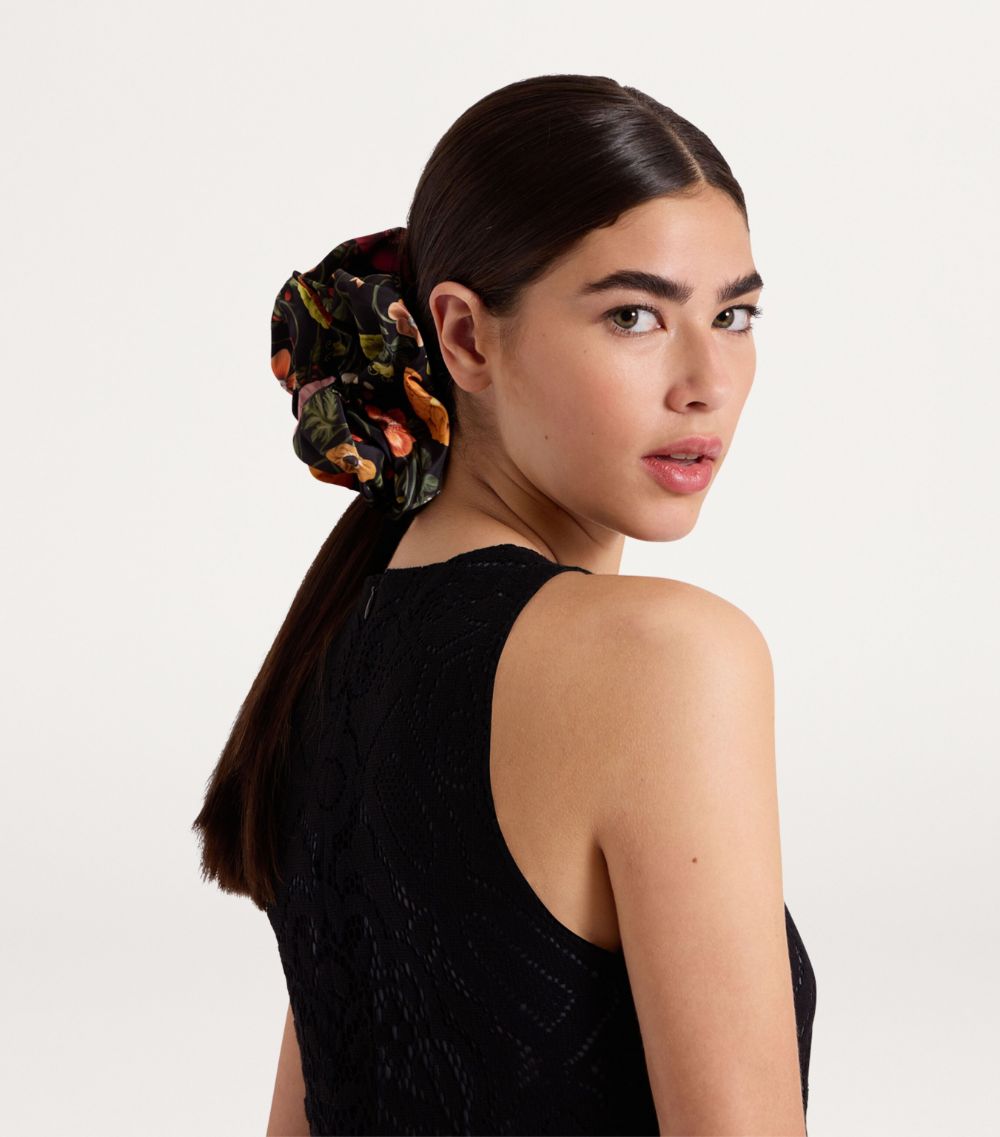 La Doublej La Doublej Floral Print Giga Scrunchie