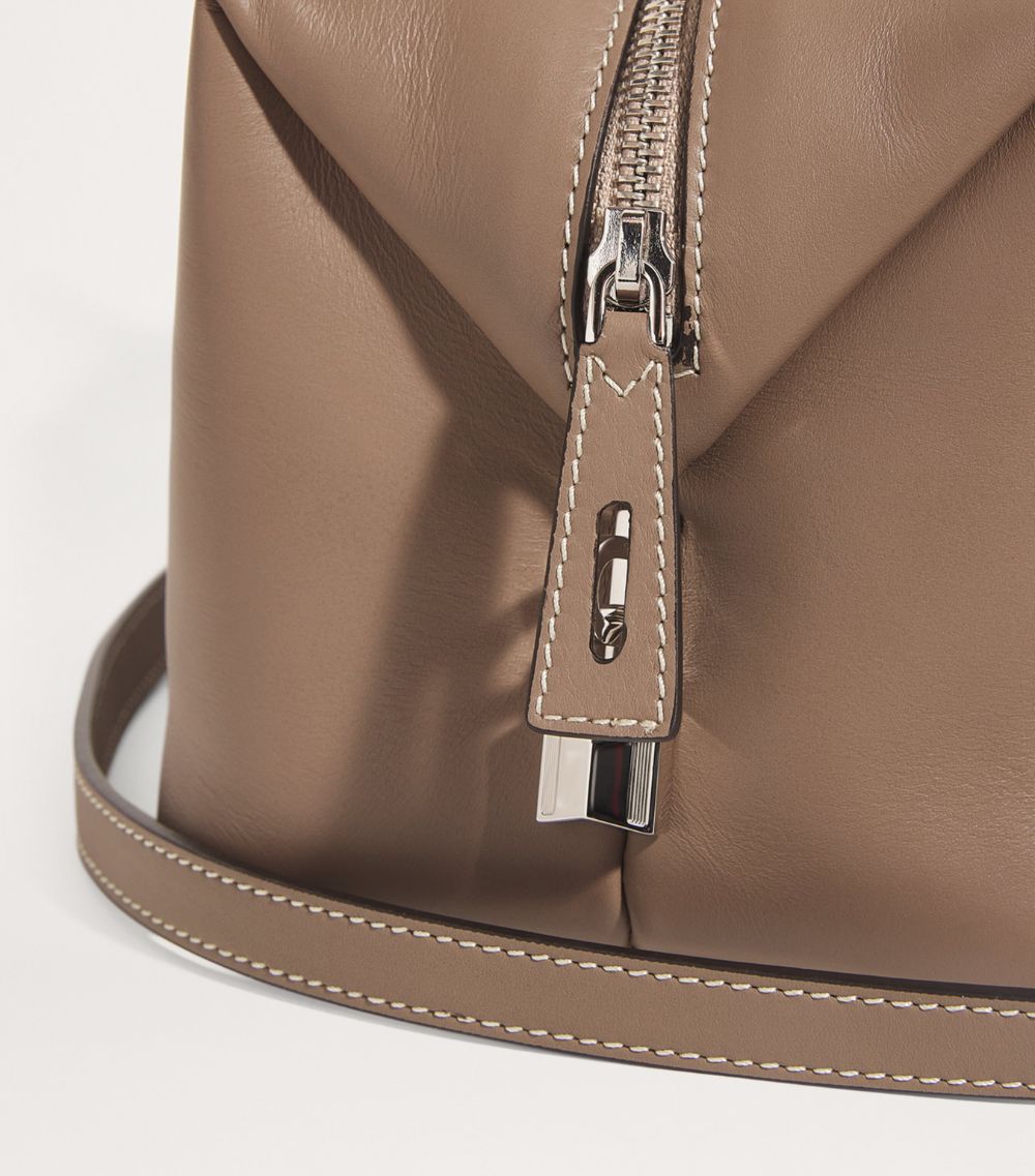 Max Mara Max Mara Leather Satchel Top-Handle Bag