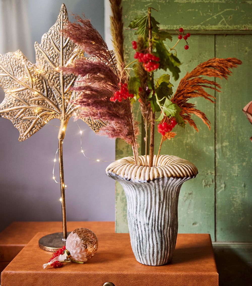 Harrods Harrods Hammered Leaf Ornament