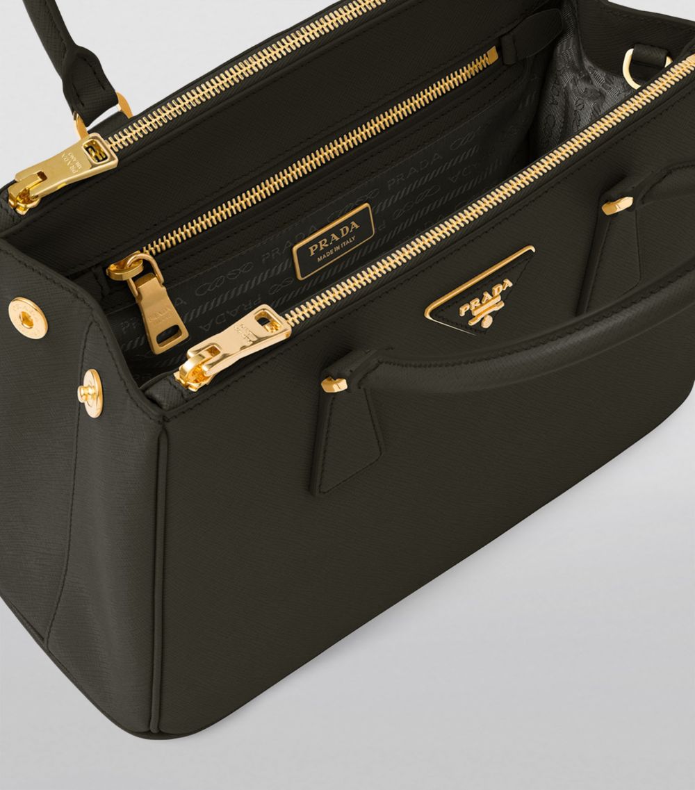 Prada Prada Medium Leather Galleria Top-Handle Bag