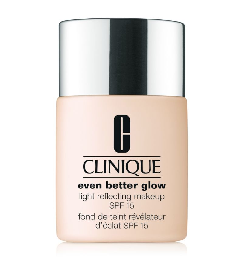 Clinique Clinique Even Better Glow Light Reflecting Foundation Spf10